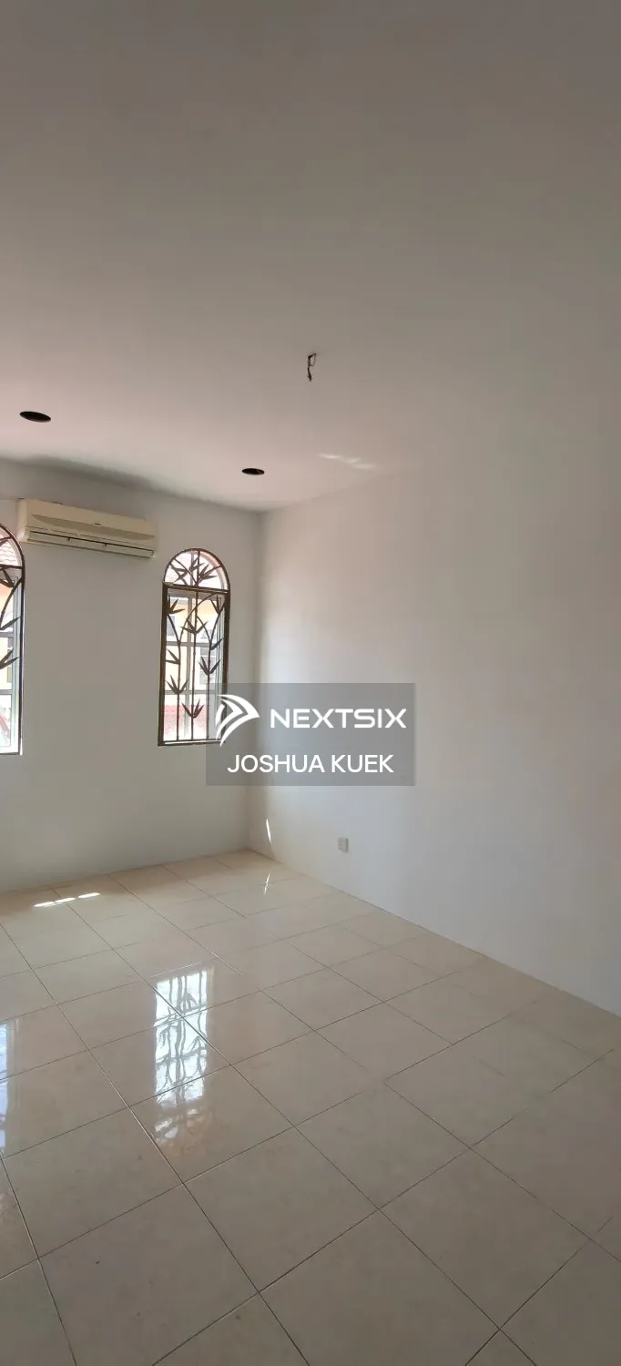 Semi-detached House For Sale in Sitiawan Perak - Image 9