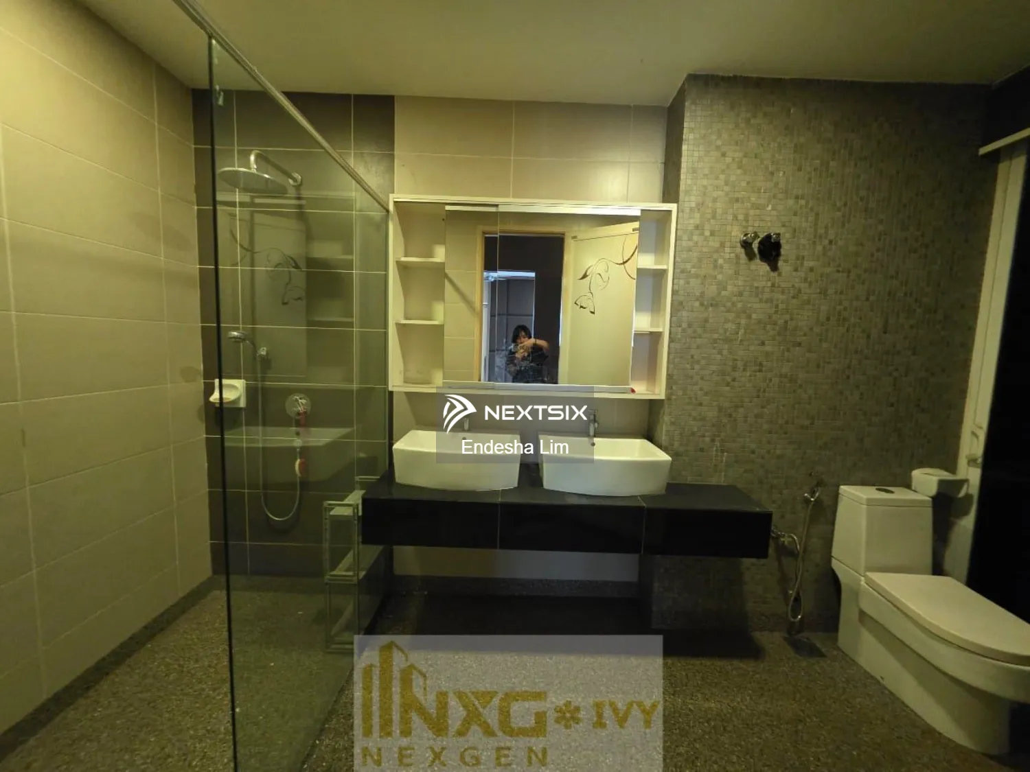Semi-detached House For Sale in Bandar Bukit Tinggi Selangor - Image 9