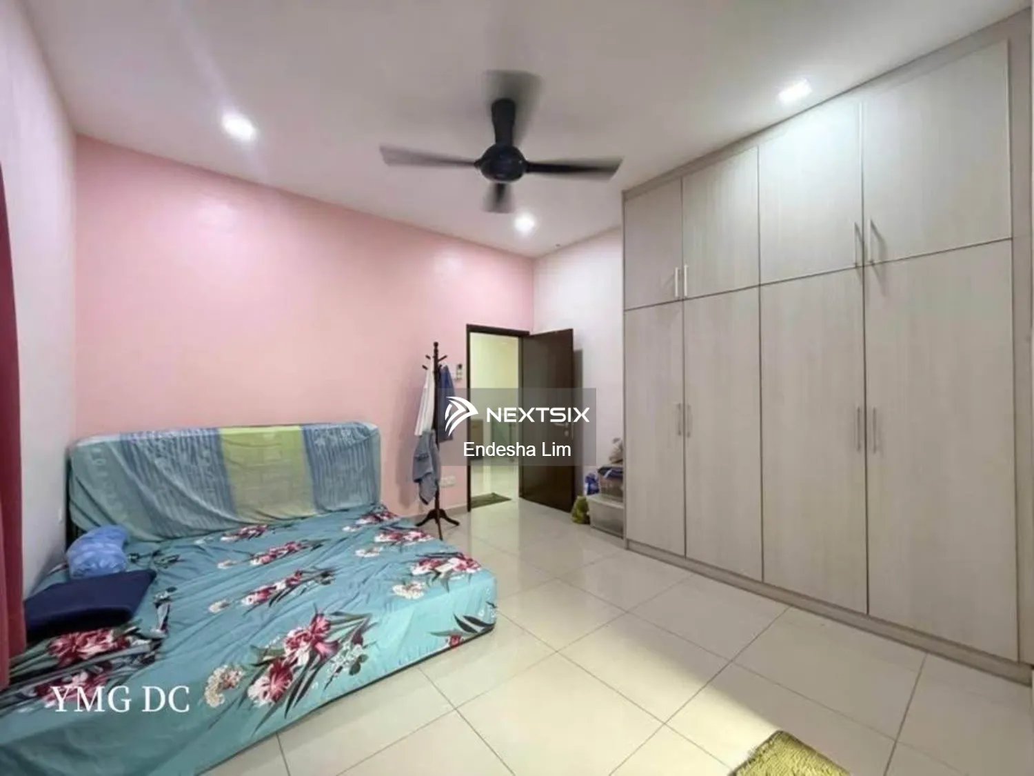 Semi-detached House For Sale in Klang Selangor - Image 9