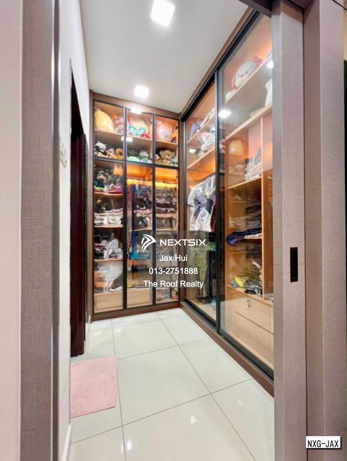 Semi-detached House For Sale in Klang Selangor - Image 10