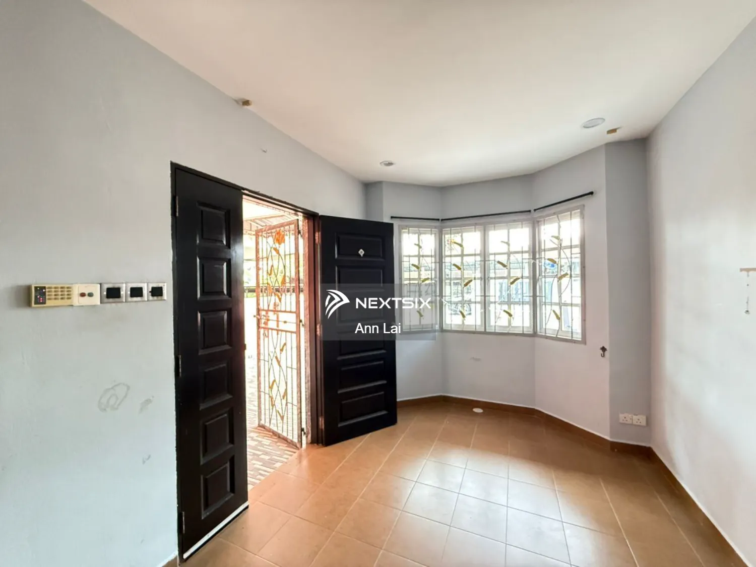 2-sty Terrace/Link House For Sale in Setia Indah Johor - Image 3