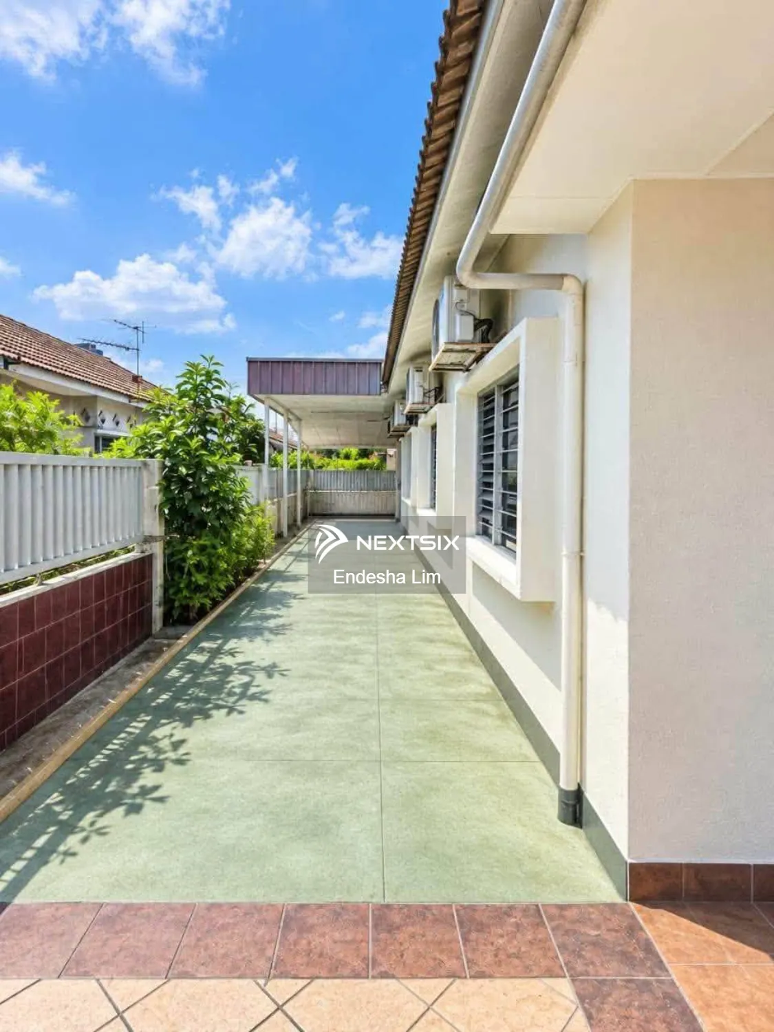 Semi-detached House For Sale in Klang Selangor