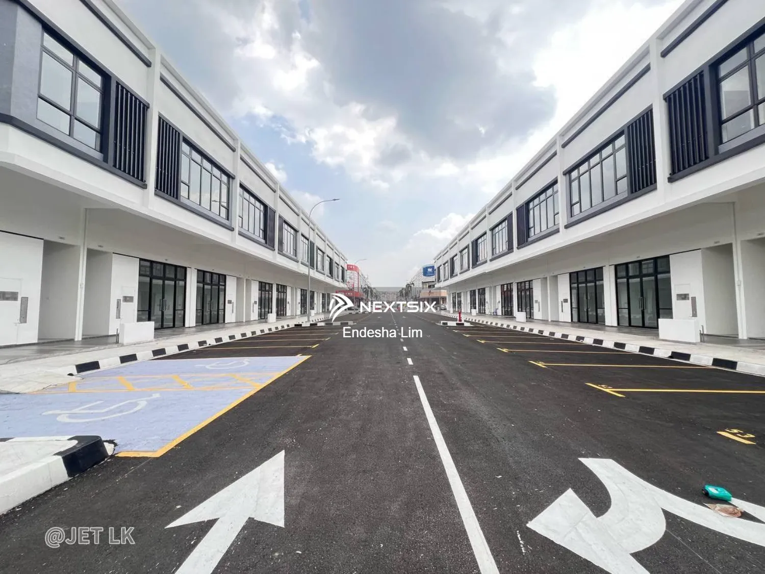Shop For Rent in Bandar Bukit Tinggi Selangor - Image 4
