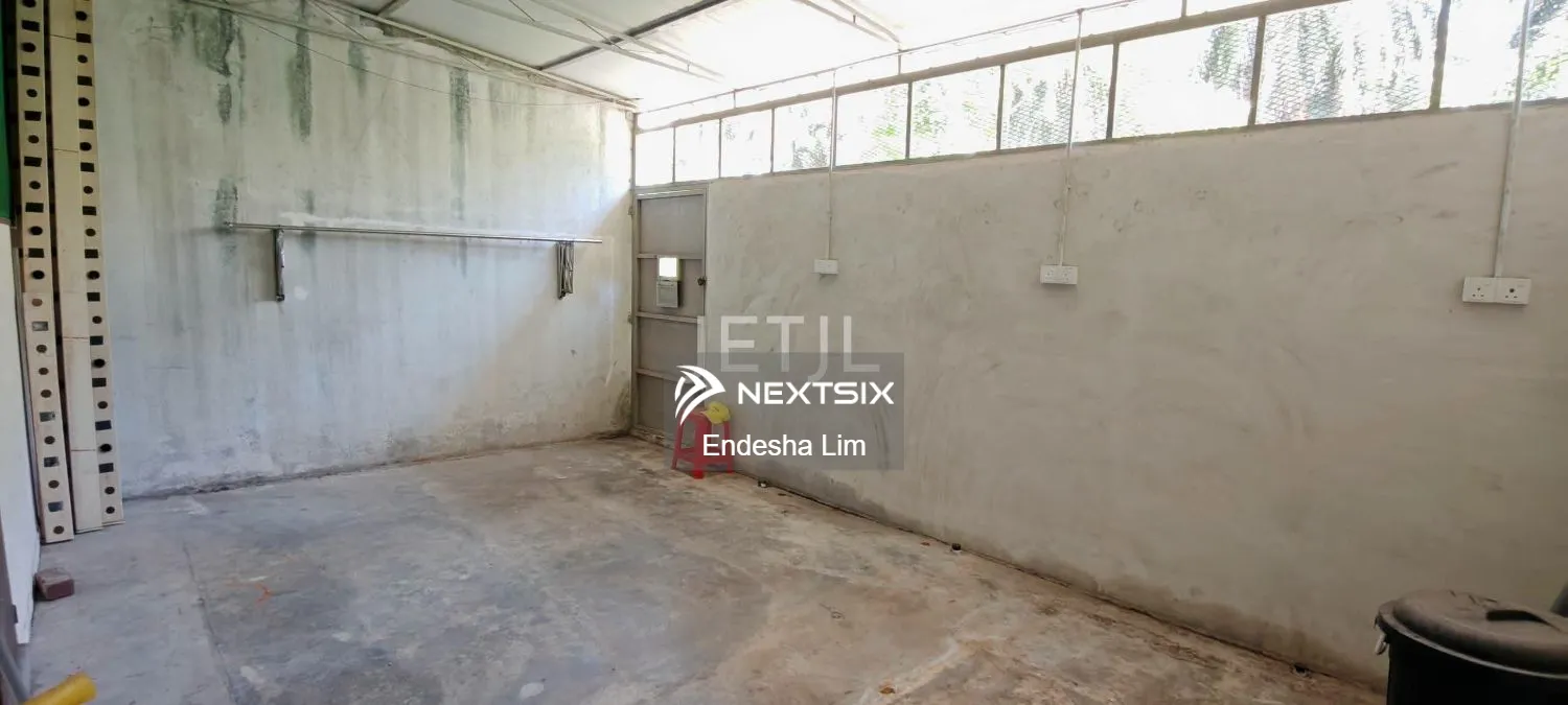 2-sty Terrace/Link House For Sale in Klang Selangor - Image 10