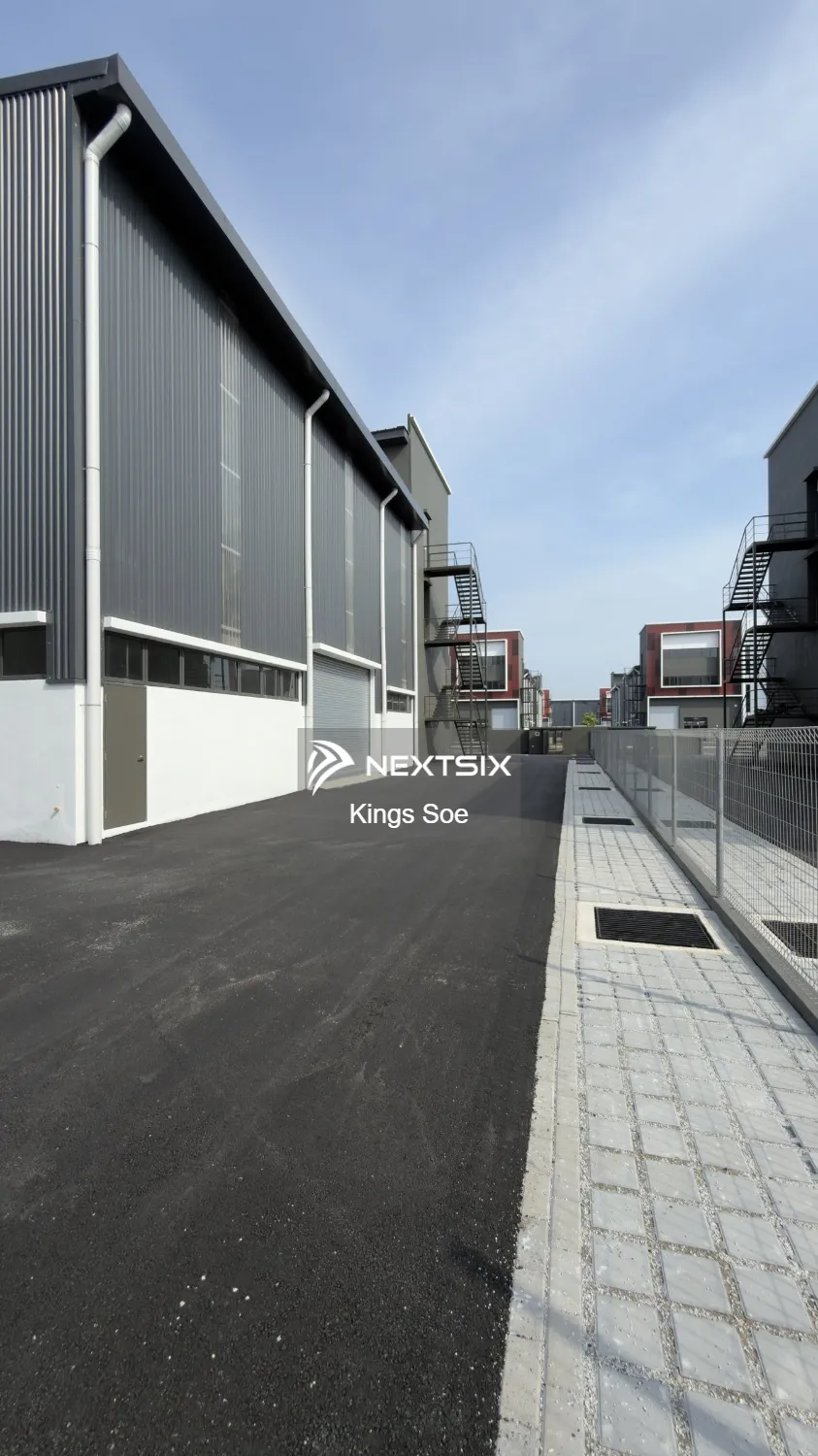 Semi-D Factory For Sale in Bandar Puncak Alam Selangor - Image 22