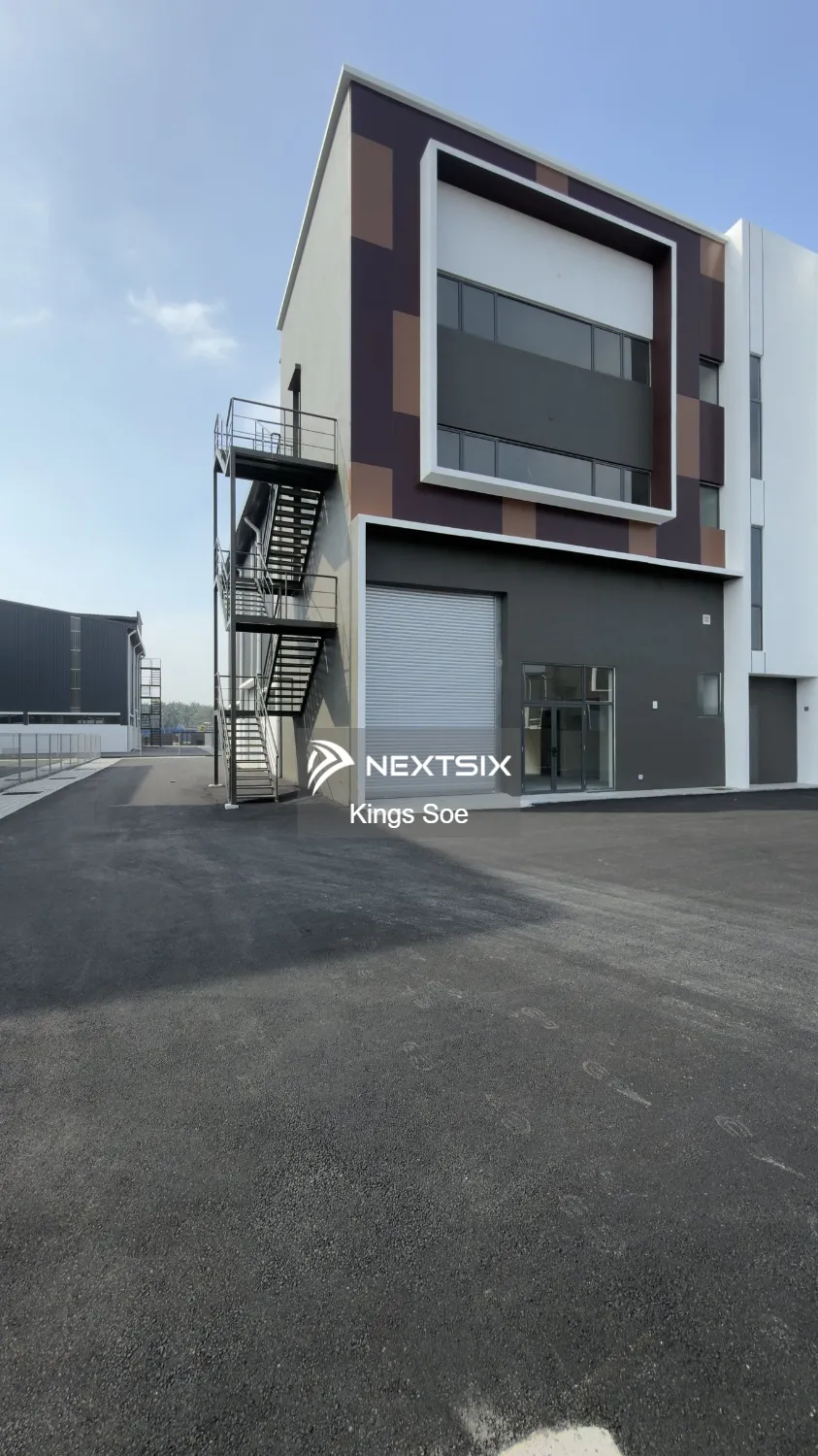 Semi-D Factory For Rent in Bandar Puncak Alam Selangor - Image 4