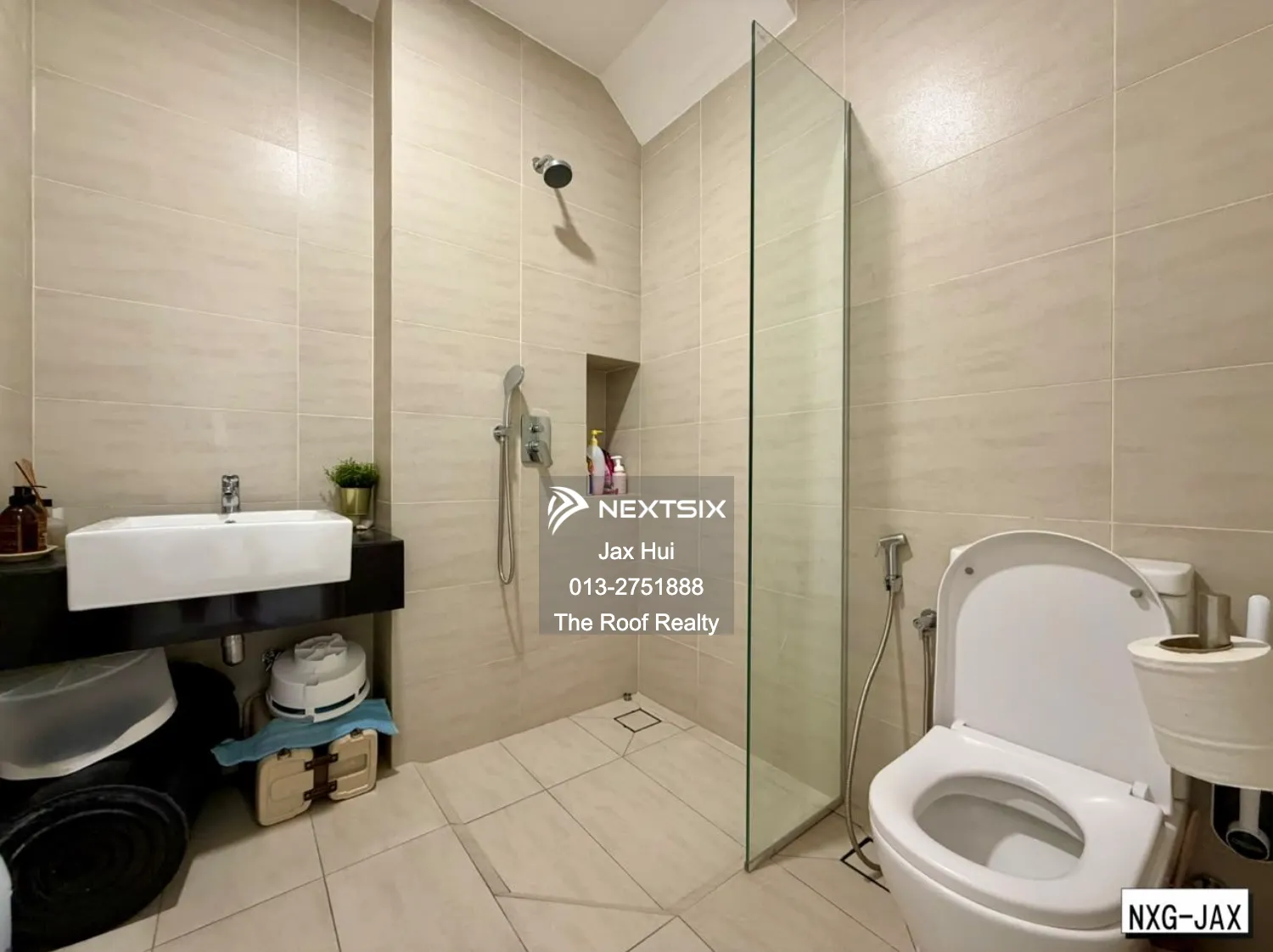 Semi-detached House For Sale in Setia Alam Selangor - Image 9