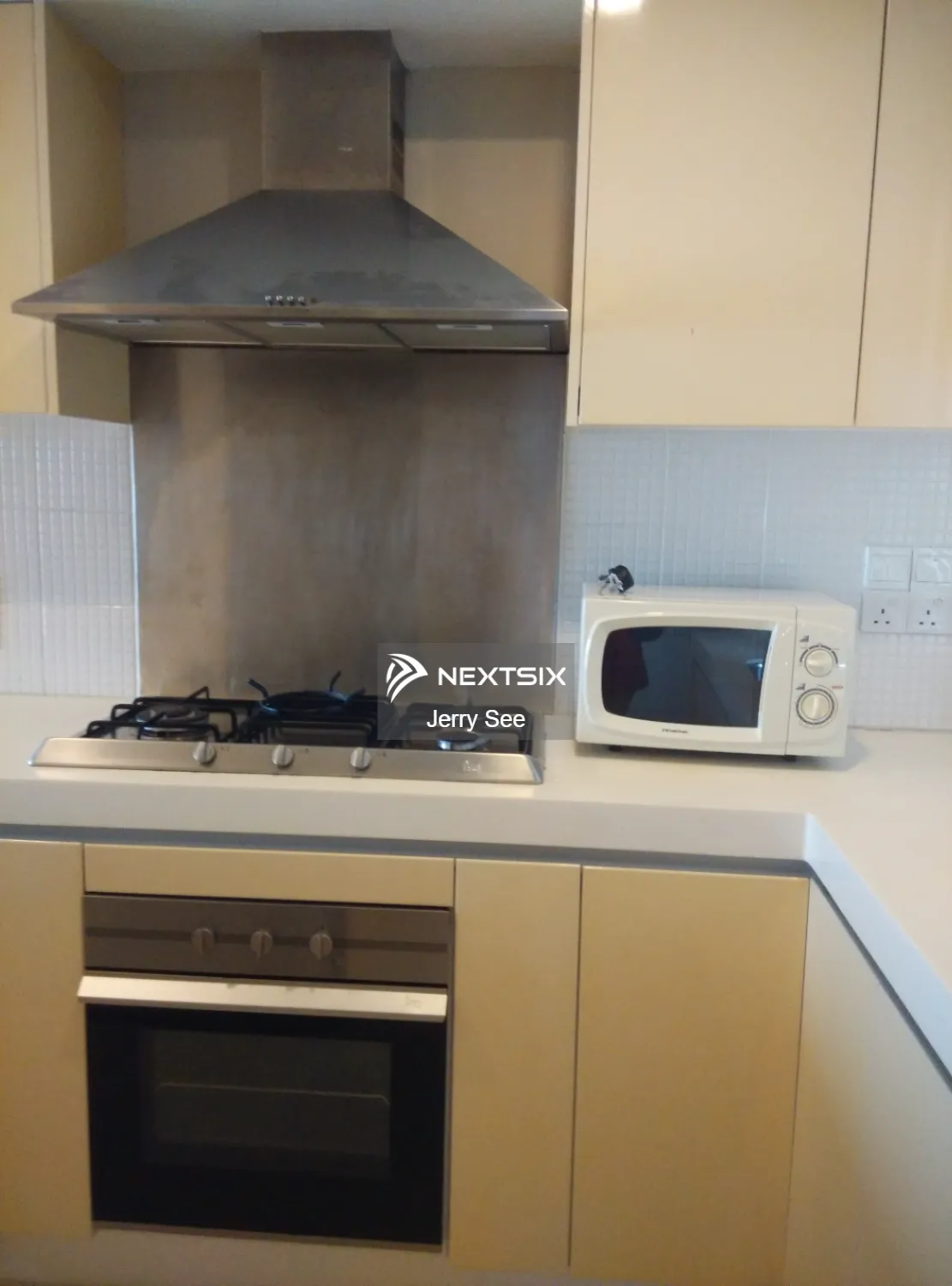 Serviced Residence For Sale in KL City Wilayah Persekutuan Kuala Lumpur - Image 4