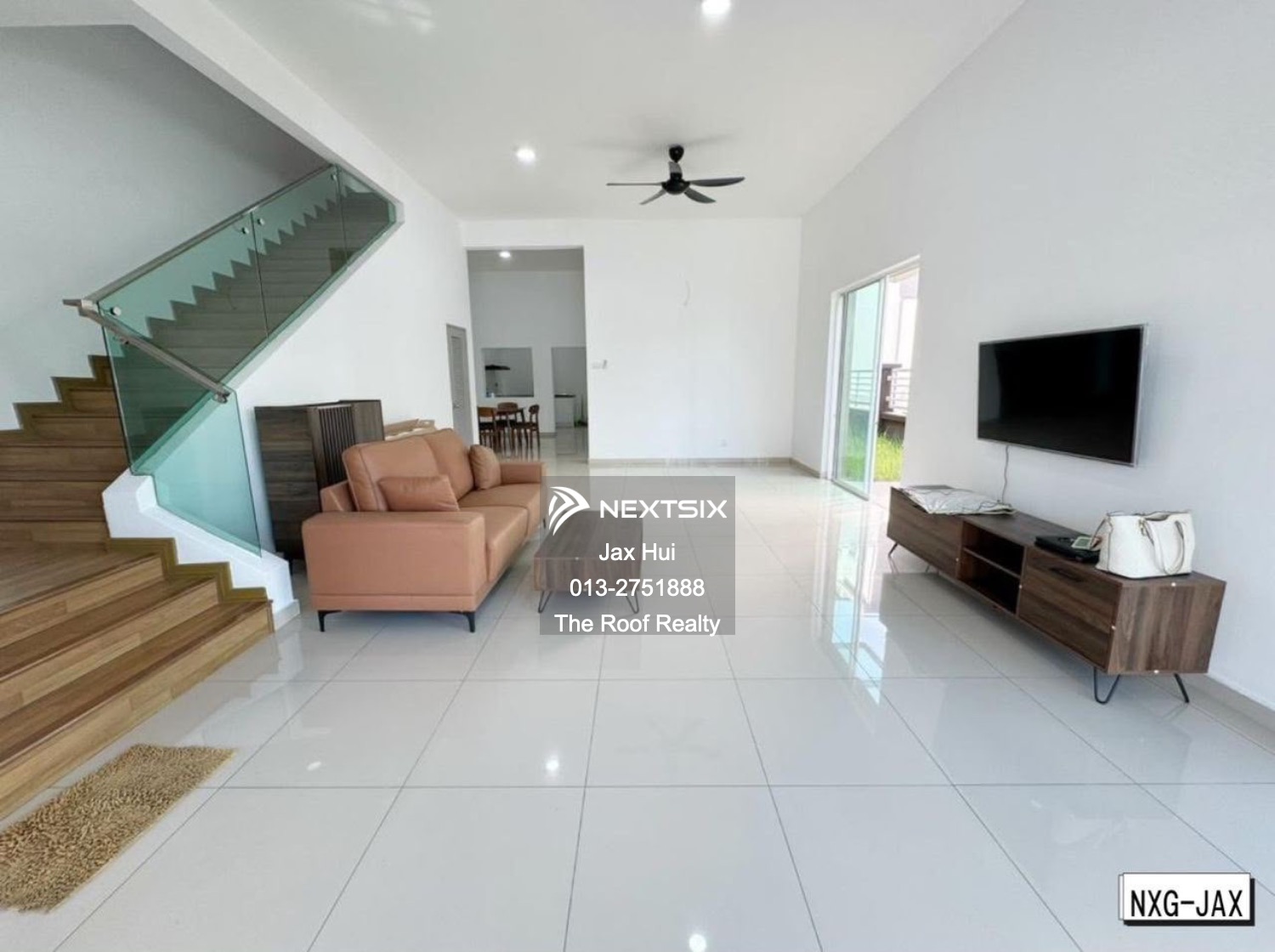 Semi-detached House For Rent in Klang Selangor