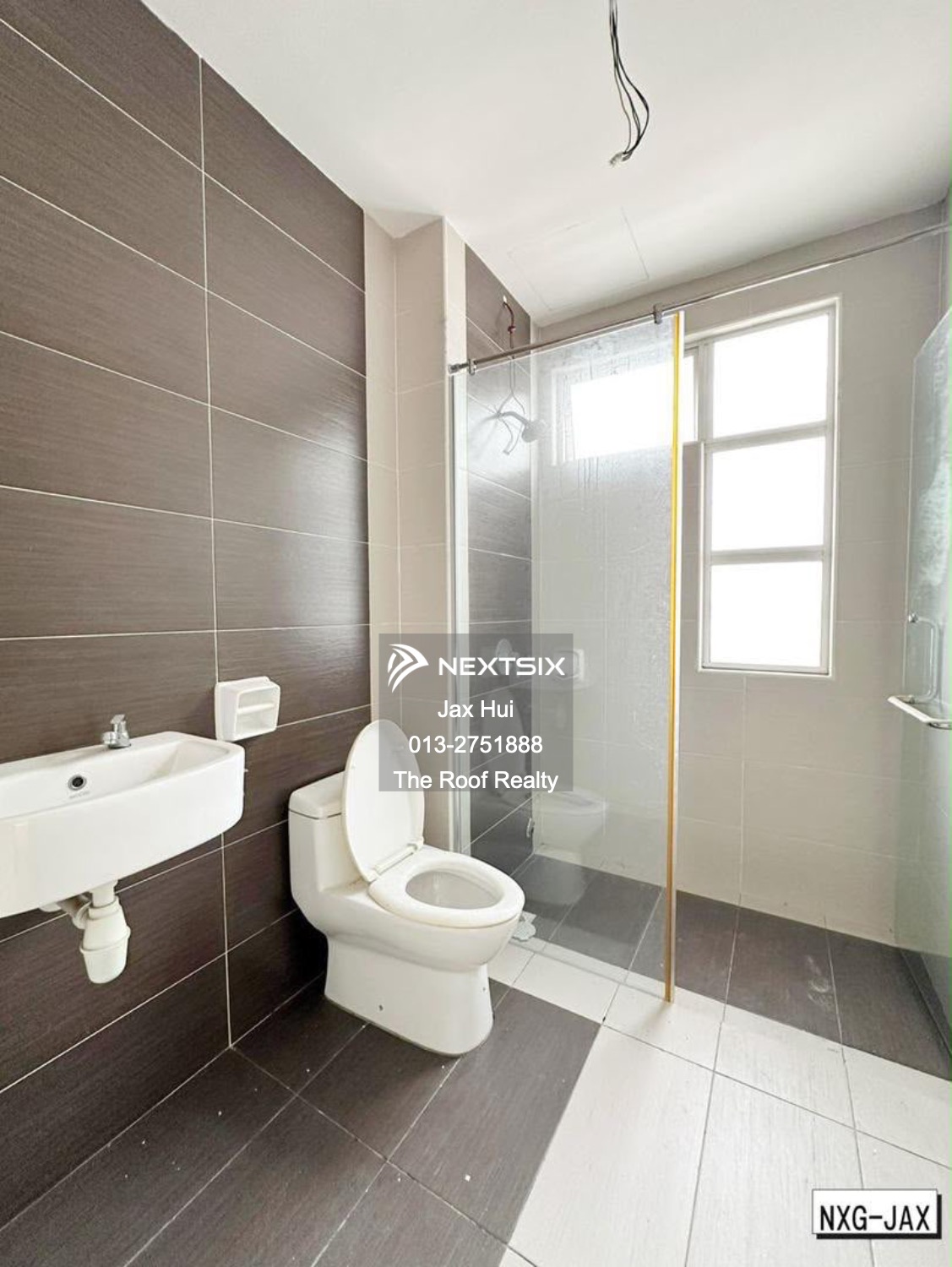 Semi-detached House For Sale in Klang Selangor - Image 11