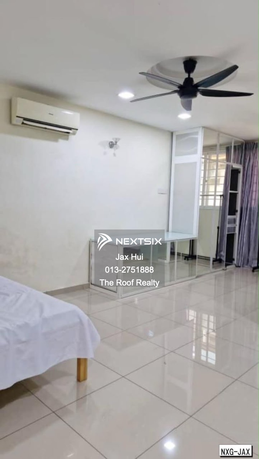 Semi-detached House For Sale in Bandar Bukit Tinggi Selangor - Image 10