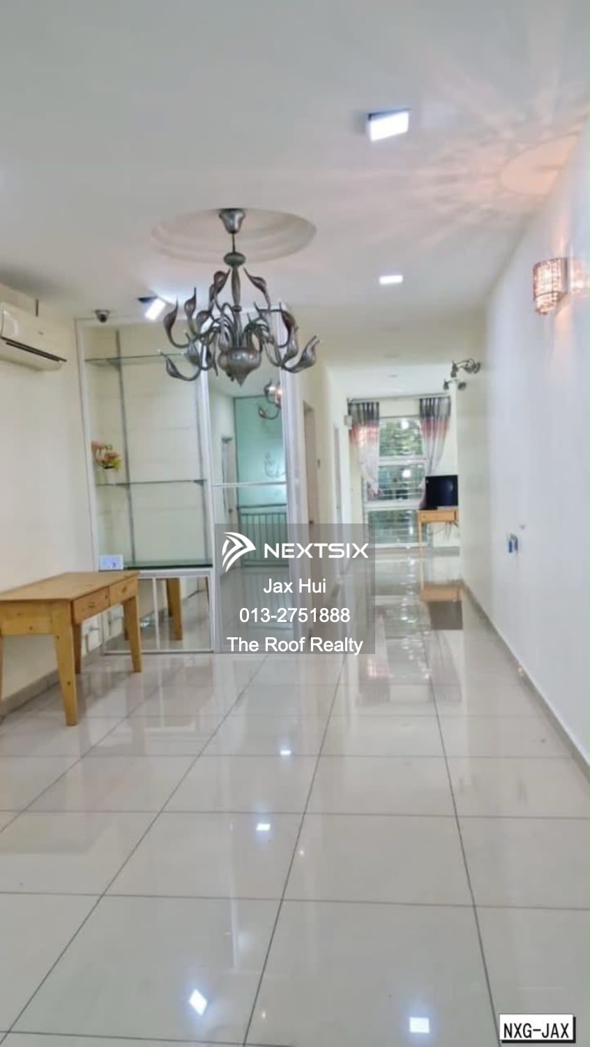 Semi-detached House For Sale in Bandar Bukit Tinggi Selangor - Image 5